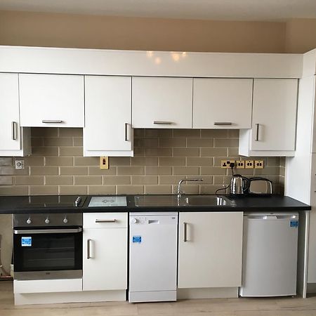 Blessings Studio Apartments Cootehill Esterno foto